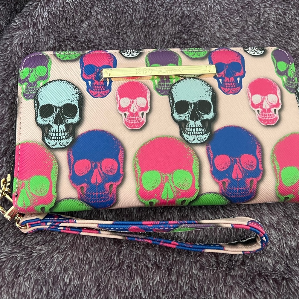 Betsey Johnson Skull Print Women's Wallet